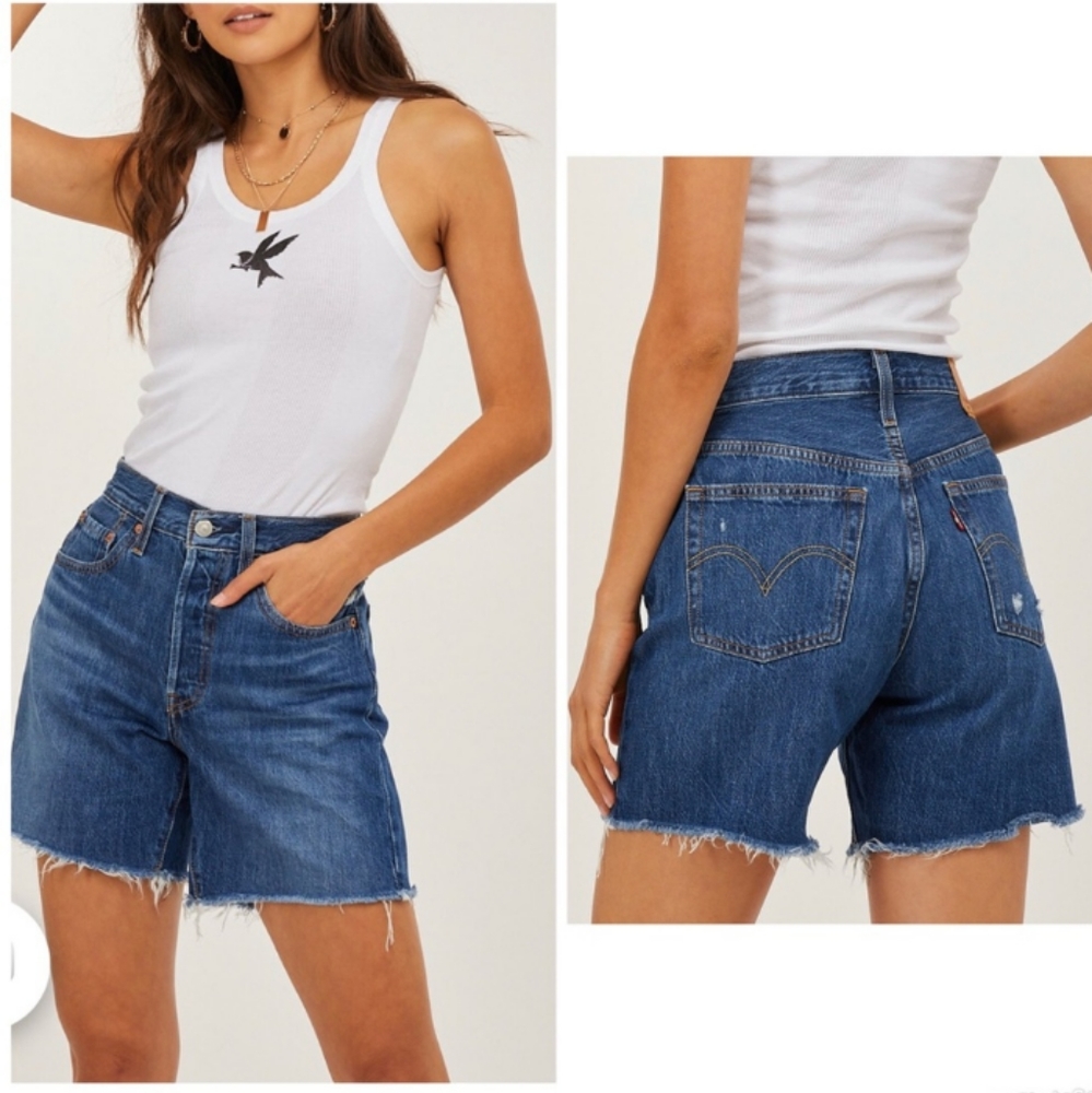 Levis 501 Button Fly Mid Thigh Denim Shorts 26 NWT